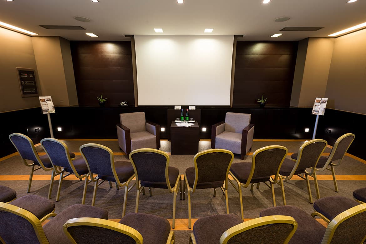 La Sala Meeting